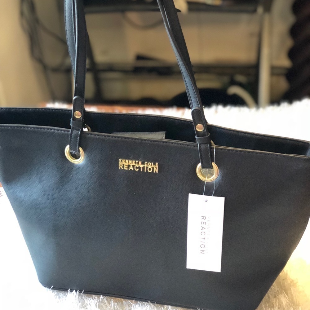 🌸🌷👛🌺🌷🎉🎉🎉🌹💥Kenneth cole reaction handbag